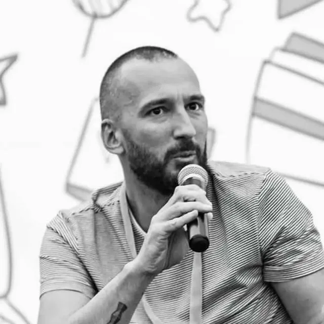 Vlad Tăușance