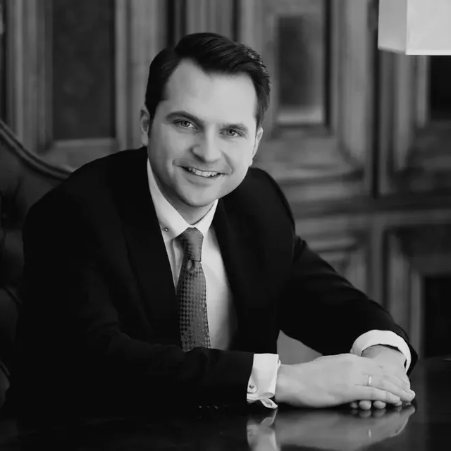 Sebastian Burduja